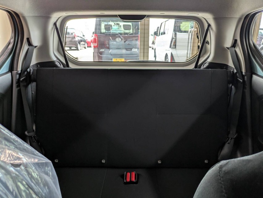 ダイハツ ミライース 16枚目