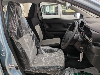 ダイハツ ミライース 3枚目