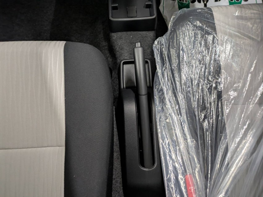 ダイハツ ミライース 34枚目