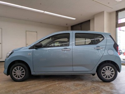 ダイハツ ミライース 9枚目