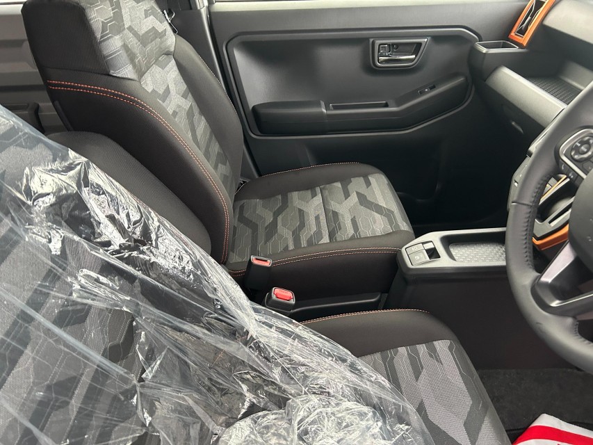 ダイハツ タフト 3枚目