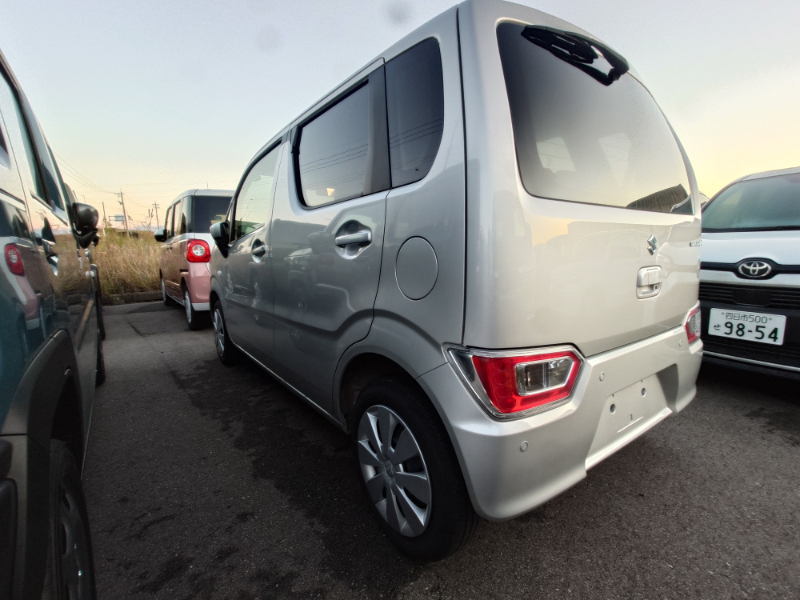 スズキ ワゴンR 3枚目