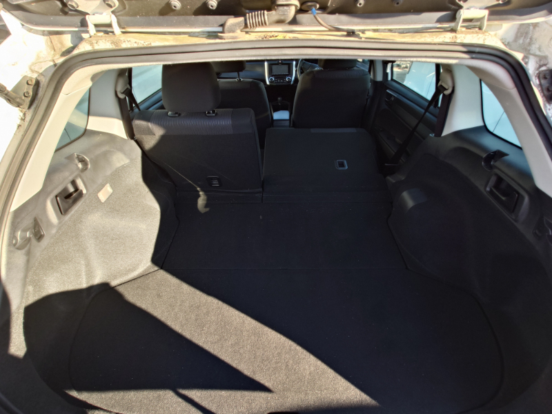 トヨタ カローラフィールダー 16枚目