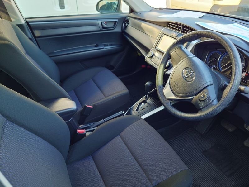 トヨタ カローラフィールダー 23枚目