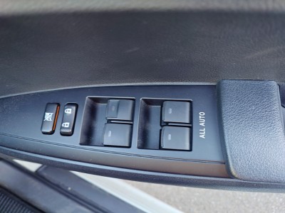 トヨタ カローラフィールダー 25枚目