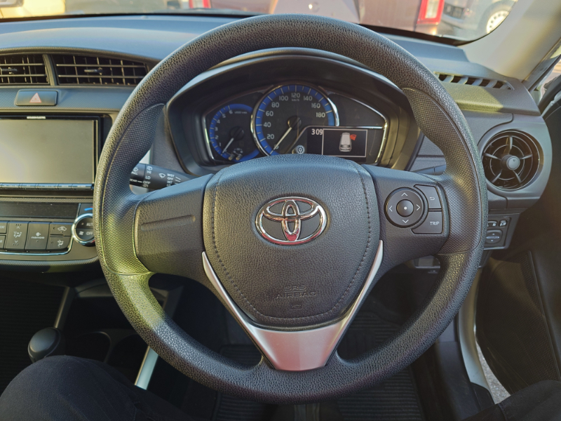 トヨタ カローラフィールダー 26枚目