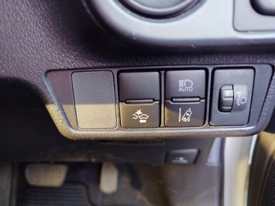 トヨタ カローラフィールダー 32枚目