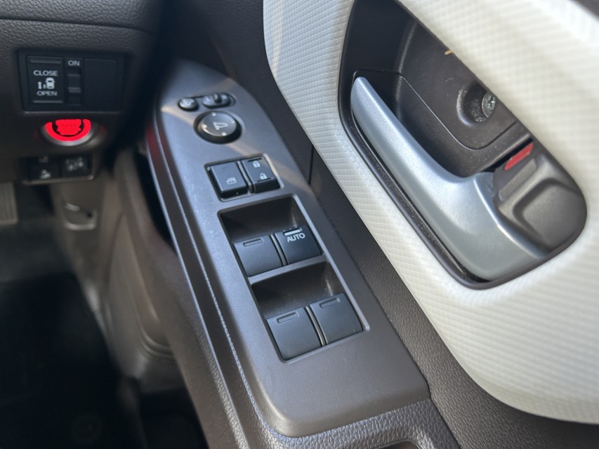 ホンダ N BOX 32枚目