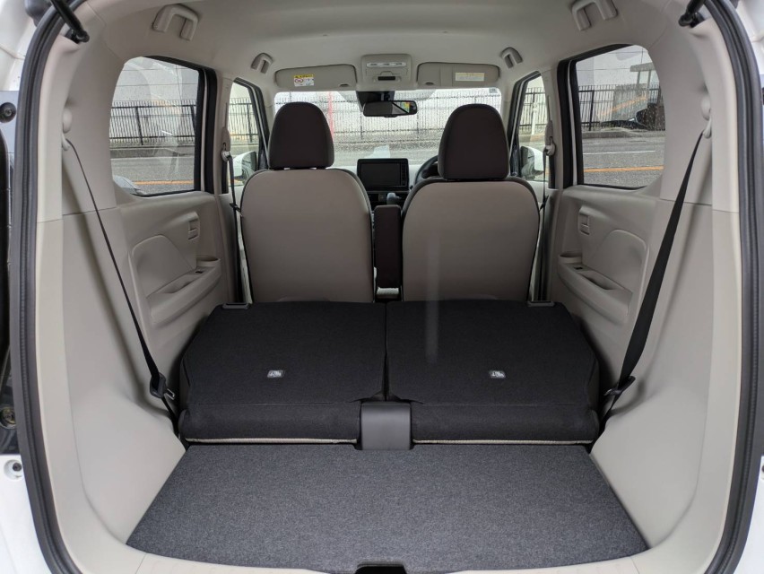 三菱 eKワゴン 13枚目