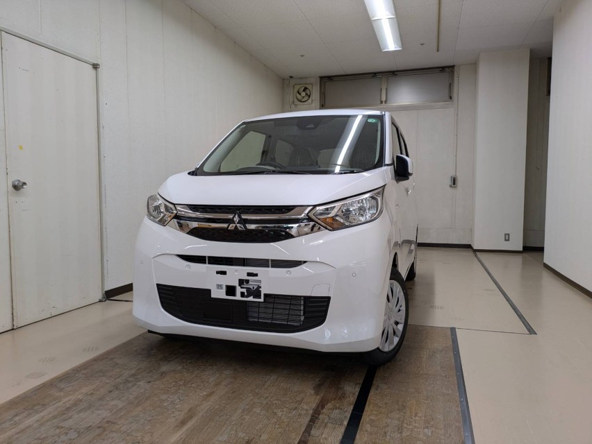 三菱 eKワゴン 3枚目