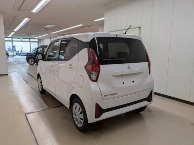 三菱 eKワゴン 10枚目