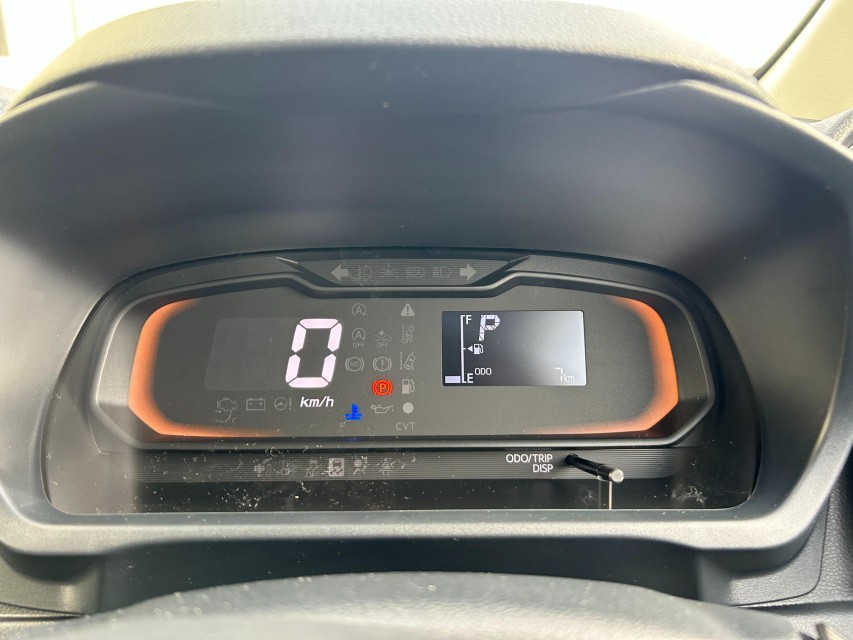 ダイハツ ミライース 11枚目