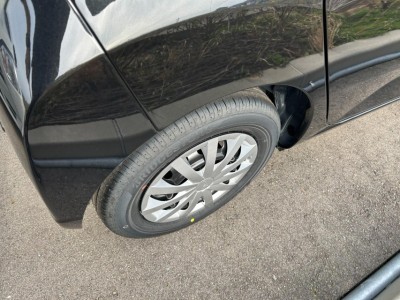 ダイハツ ミライース 9枚目