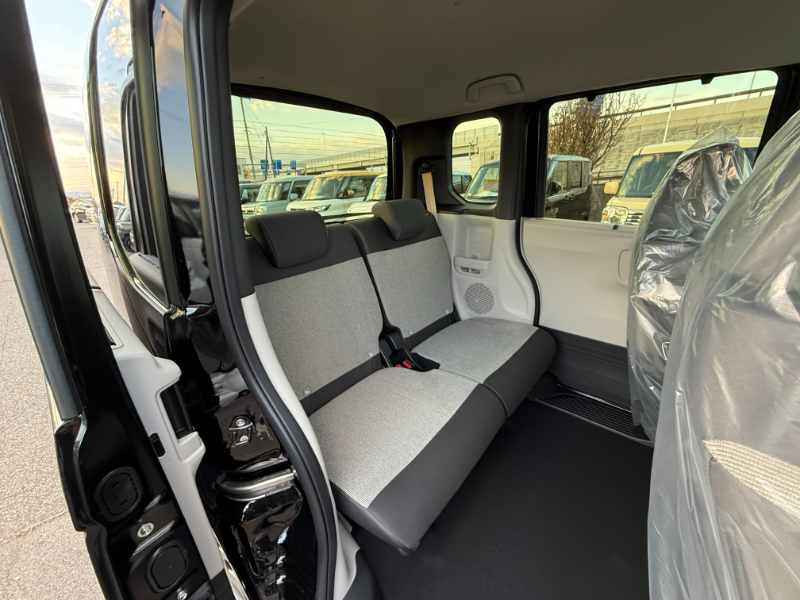 ホンダ N BOX 35枚目