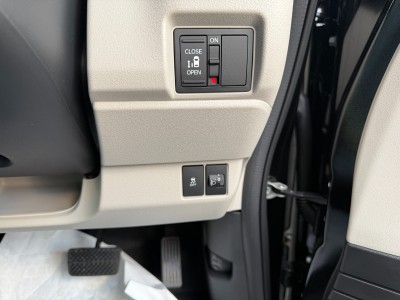 ホンダ N BOX 42枚目