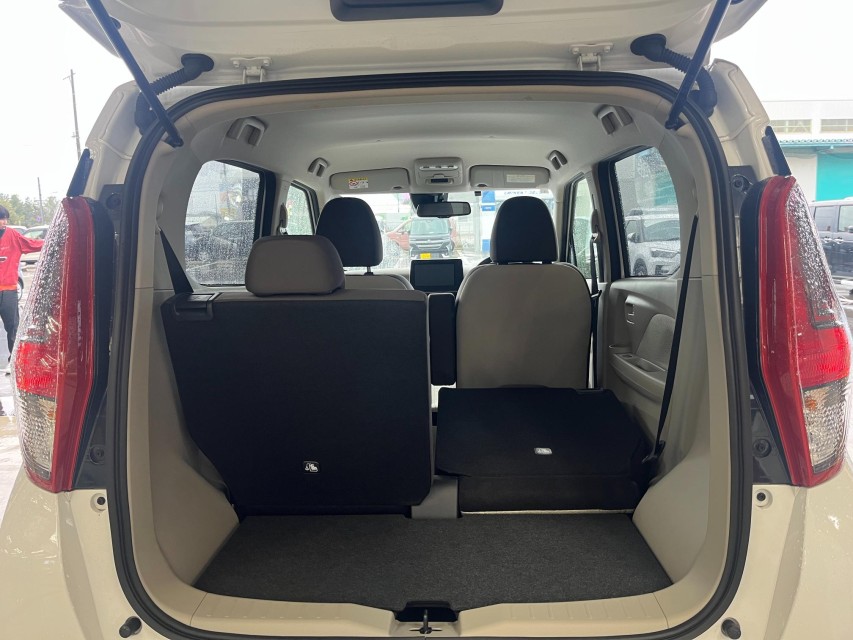 三菱 eKワゴン 27枚目