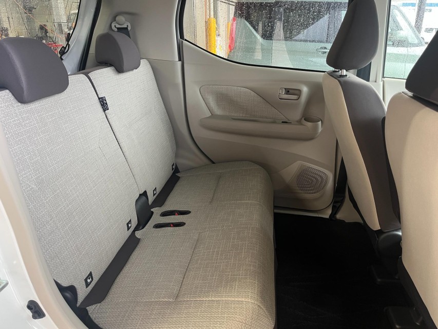 三菱 eKワゴン 31枚目