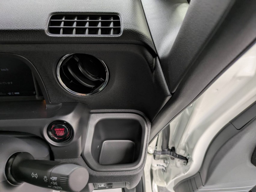 ホンダ N BOX 30枚目