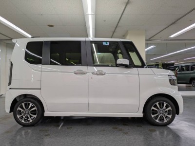 ホンダ N BOX 8枚目