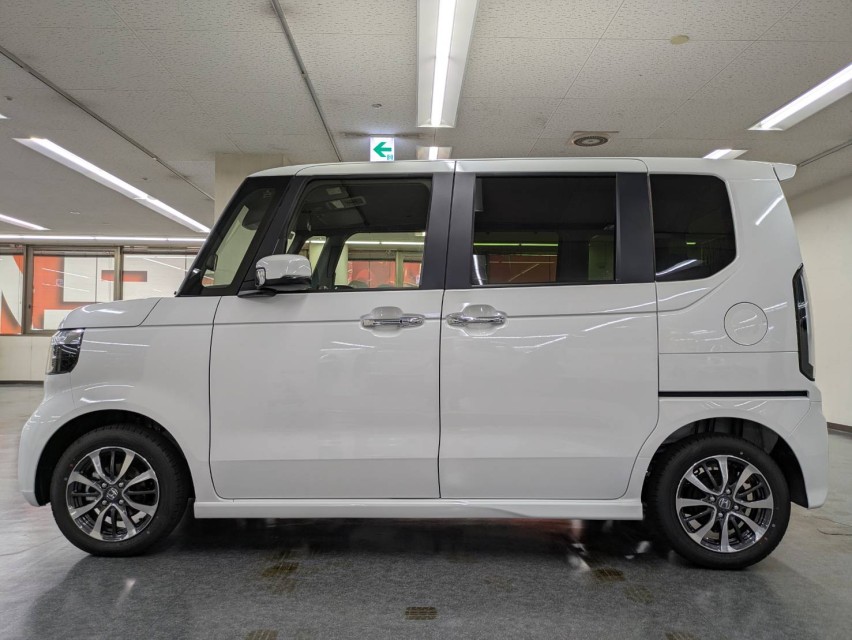 ホンダ N BOX 9枚目