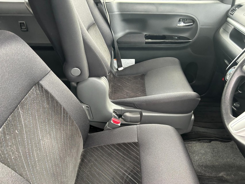 ダイハツ タント 5枚目