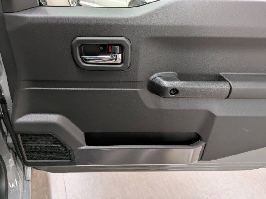 スズキ ジムニー 24枚目