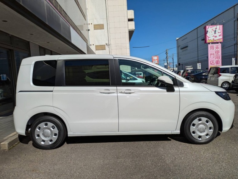ホンダ フリード 7枚目