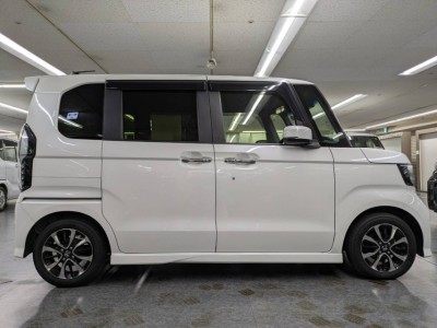 ホンダ N BOX 8枚目