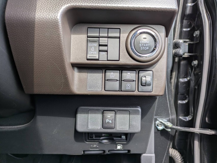 トヨタ ルーミー 31枚目