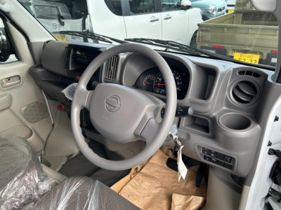 ニッサン NV100クリッパー 25枚目