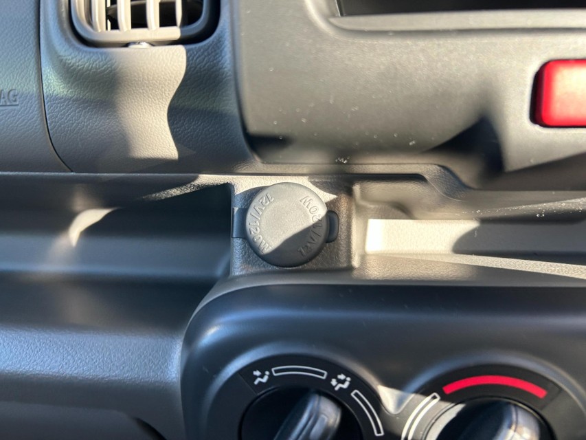 ニッサン NV100クリッパー 12枚目