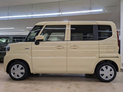 スズキ スペーシア 8枚目