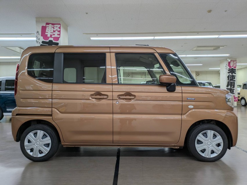 スズキ スペーシア 7枚目