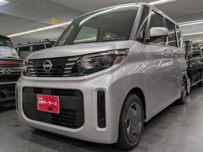 ニッサン ルークス