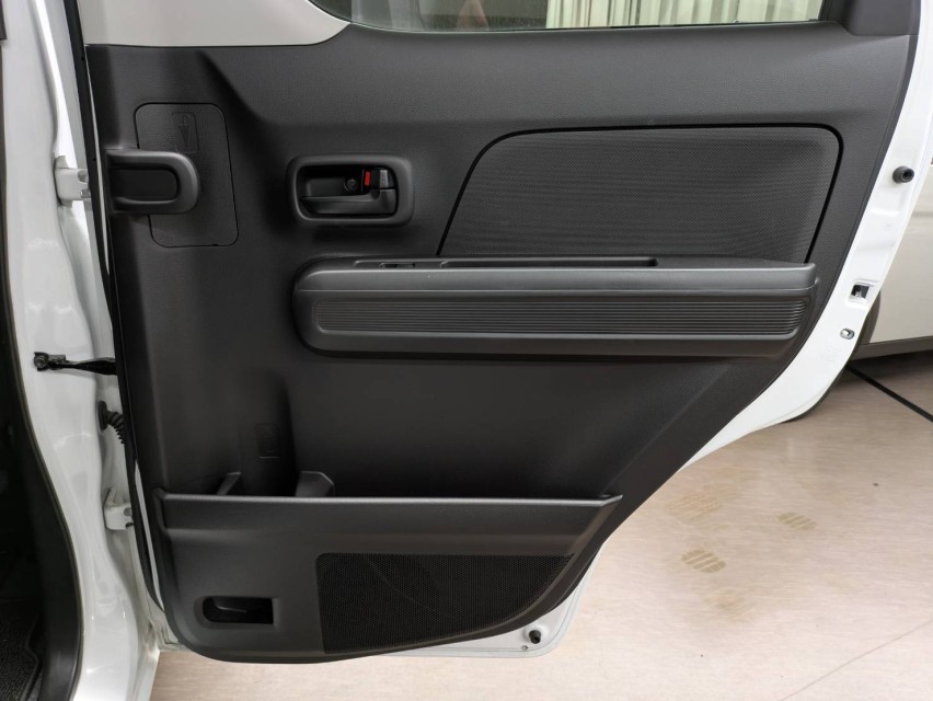 スズキ ワゴンR 20枚目