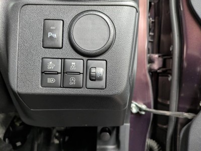 ダイハツ ミライース 28枚目