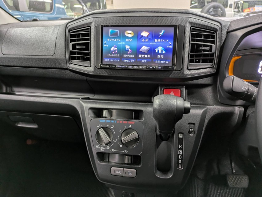 ダイハツ ミライース 32枚目