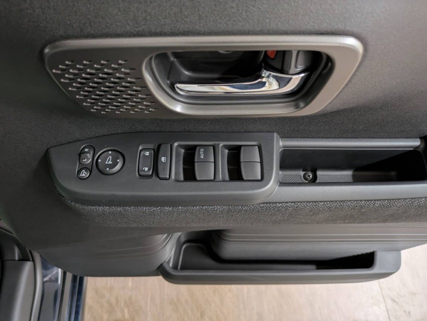 ホンダ N BOX 29枚目