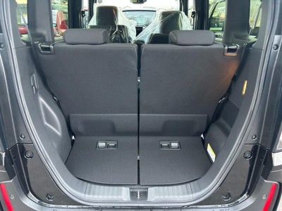 ホンダ N BOX 18枚目