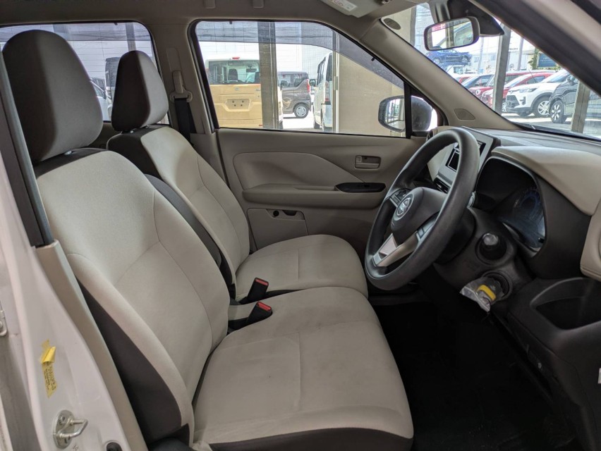 ニッサン デイズ 2枚目