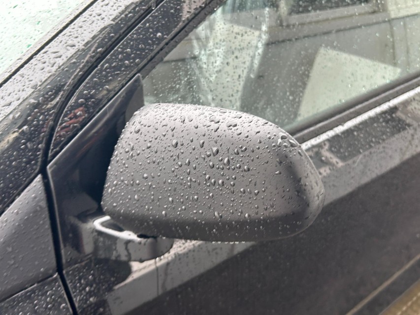 ダイハツ ミライース 16枚目