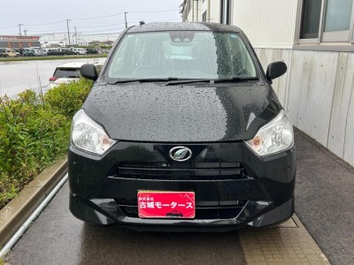 ダイハツ ミライース 2枚目
