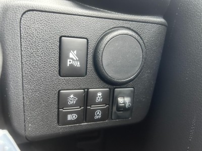 ダイハツ ミライース 28枚目