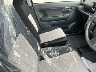 ダイハツ ミライース 3枚目