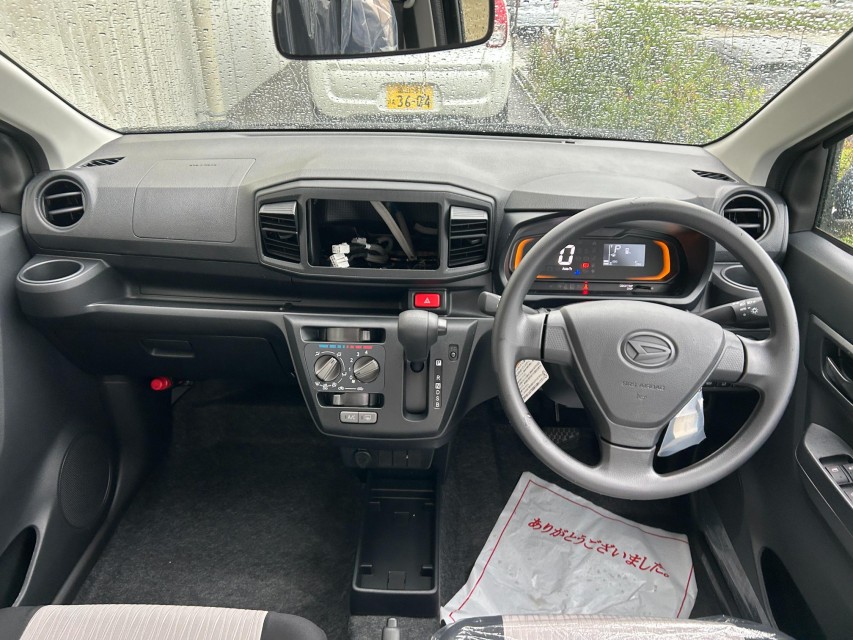 ダイハツ ミライース 31枚目