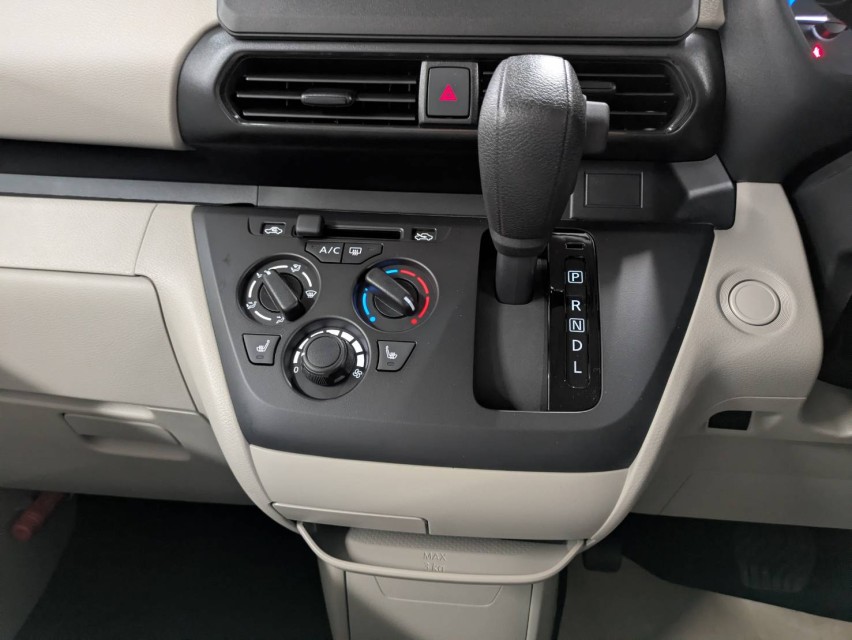 三菱 eKスペース 41枚目