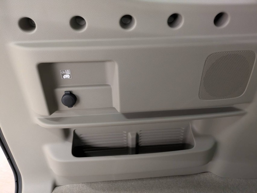 ニッサン クリッパーリオ 19枚目