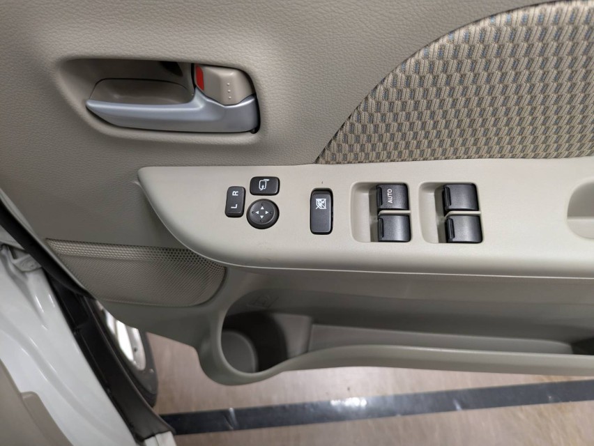 ニッサン クリッパーリオ 31枚目