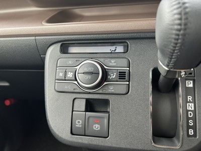 ダイハツ ムーヴキャンバス 12枚目