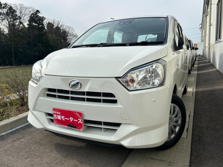 ダイハツ ミライース 1枚目